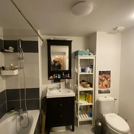 Spacious With Terrace And Garden Apartment Nantes